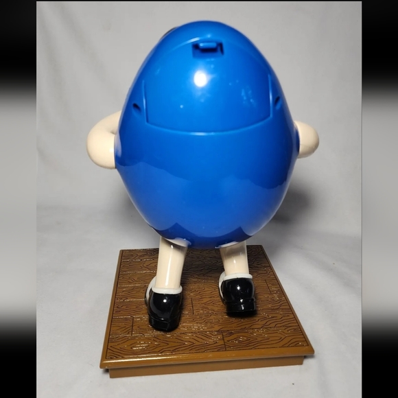 2 Vintage Large M&M Candy Dispensers Yellow Blue Peanuts Recliner TV Remote EUC - Picture 5 of 10